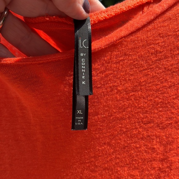 Top - Picture 4 of 6